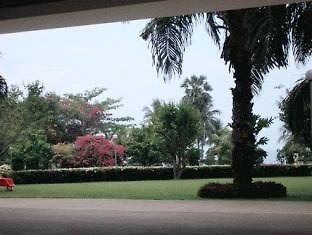 Room At Sunshine Beach Condo Pattaya Exterior photo